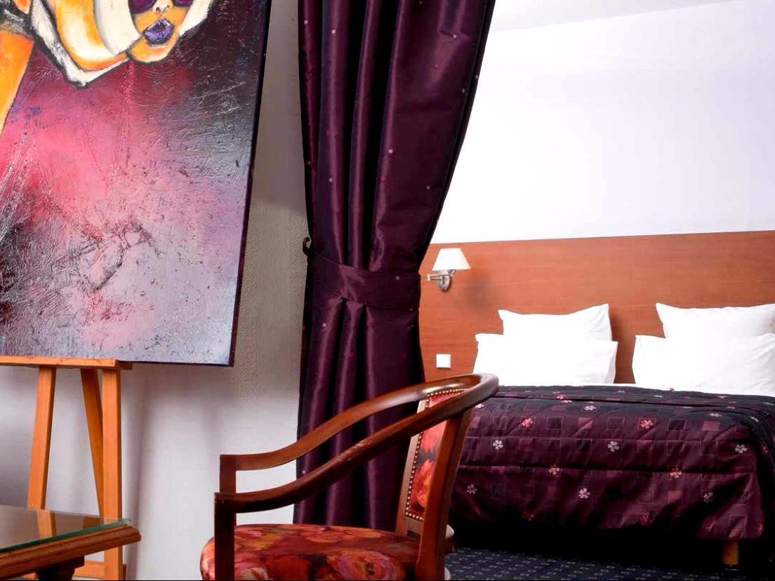 Hotel Restaurant Logis La Palette Wettolsheim エクステリア 写真