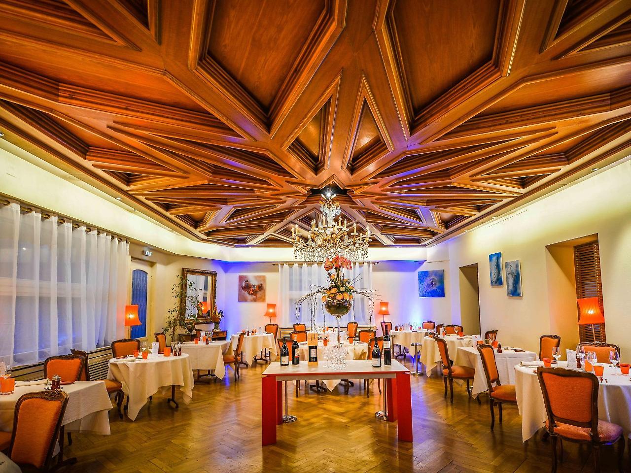 Hotel Restaurant Logis La Palette Wettolsheim エクステリア 写真