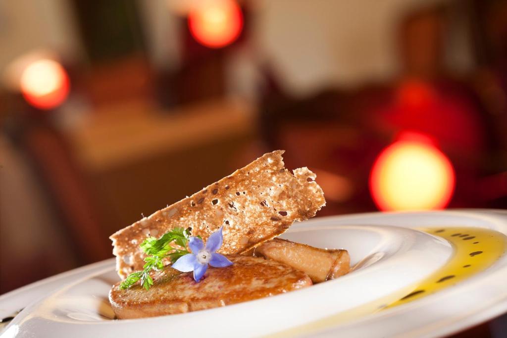 Hotel Restaurant Logis La Palette Wettolsheim エクステリア 写真